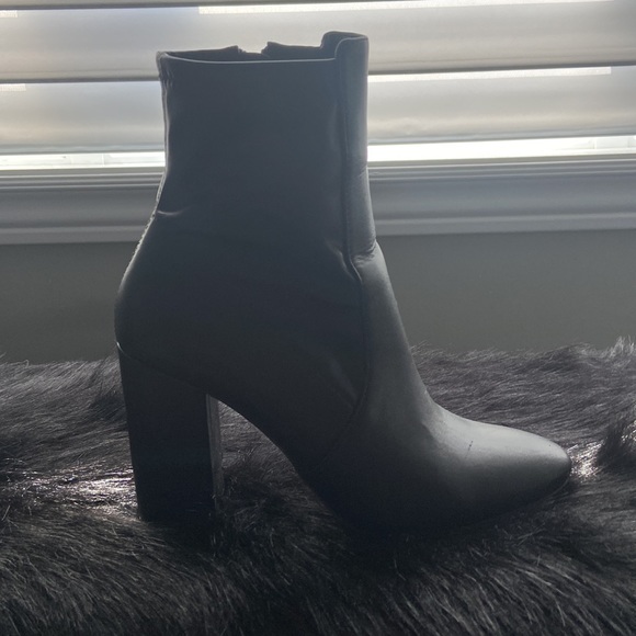 Aldo black booties - Picture 4 of 4